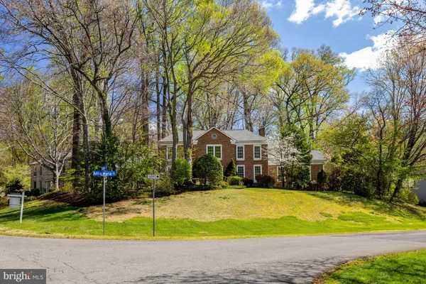 $1,800,000 | 6516 Anna Maria Court, McLean, VA 22101