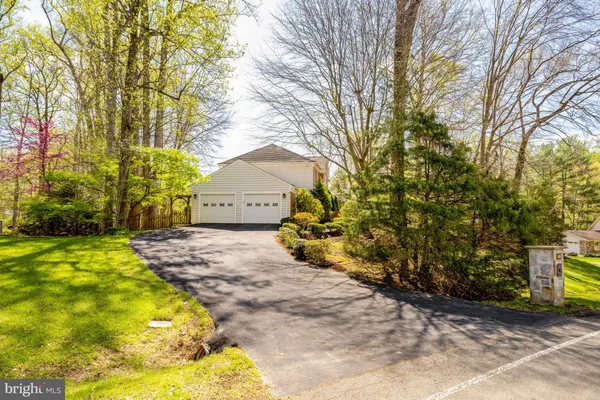 $1,800,000 | 6516 Anna Maria Court, McLean, VA 22101