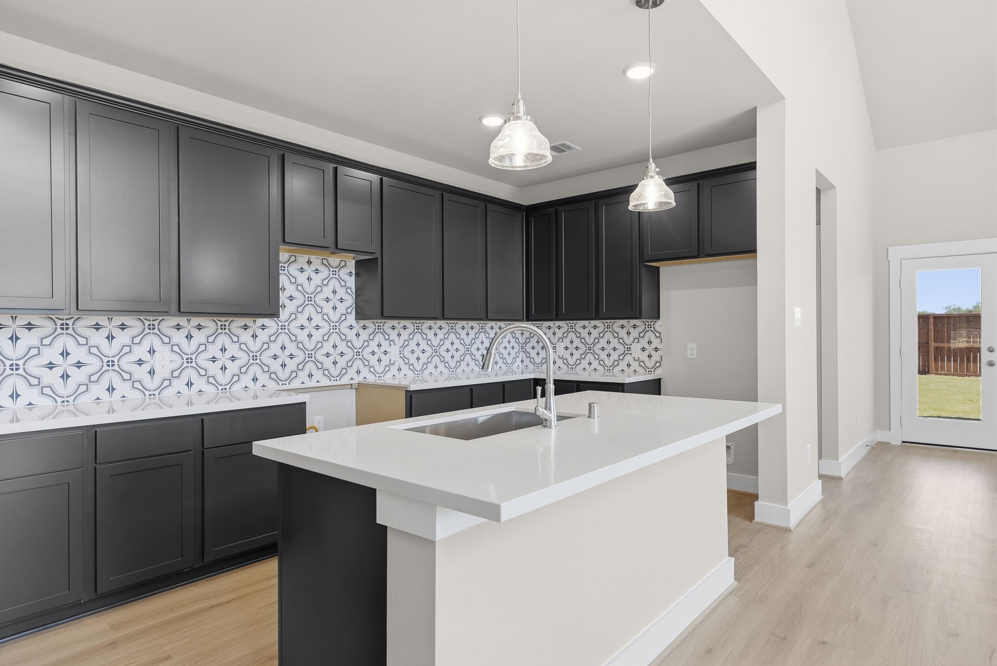 19218 Trinity Terrace Ln Spring Spring, TX 77379 - Photo 13 of 46
