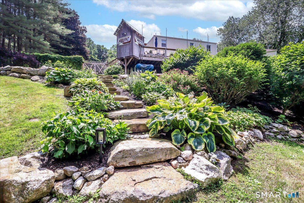 31 Aspen Mill Road Ridgefield, CT 06877 - Photo 31 of 38 Gardener's Delight! Mature perennial and vegetable gardens
