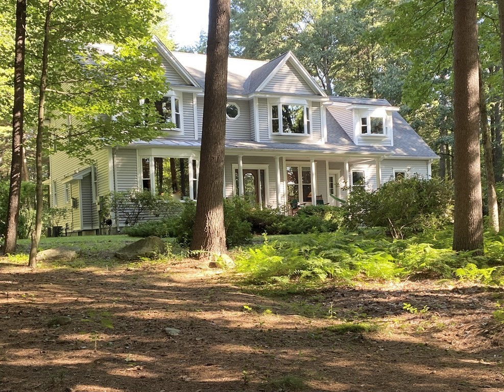 691 Park Hill Road Northampton, MA 01062 - Photo 1 of 39 Gallery Image 1