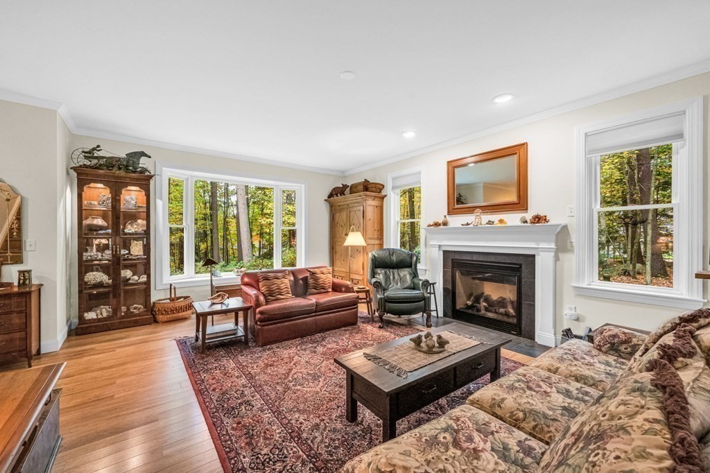 691 Park Hill Road Northampton, MA 01062 - Photo 8 of 39 Gallery Image 8