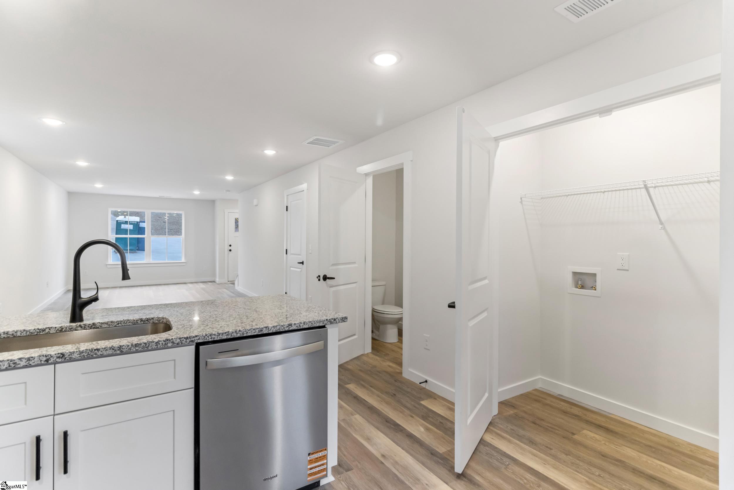 255-257 Vanderbilt Road Spartanburg, SC 29301 - Photo 8 of 19