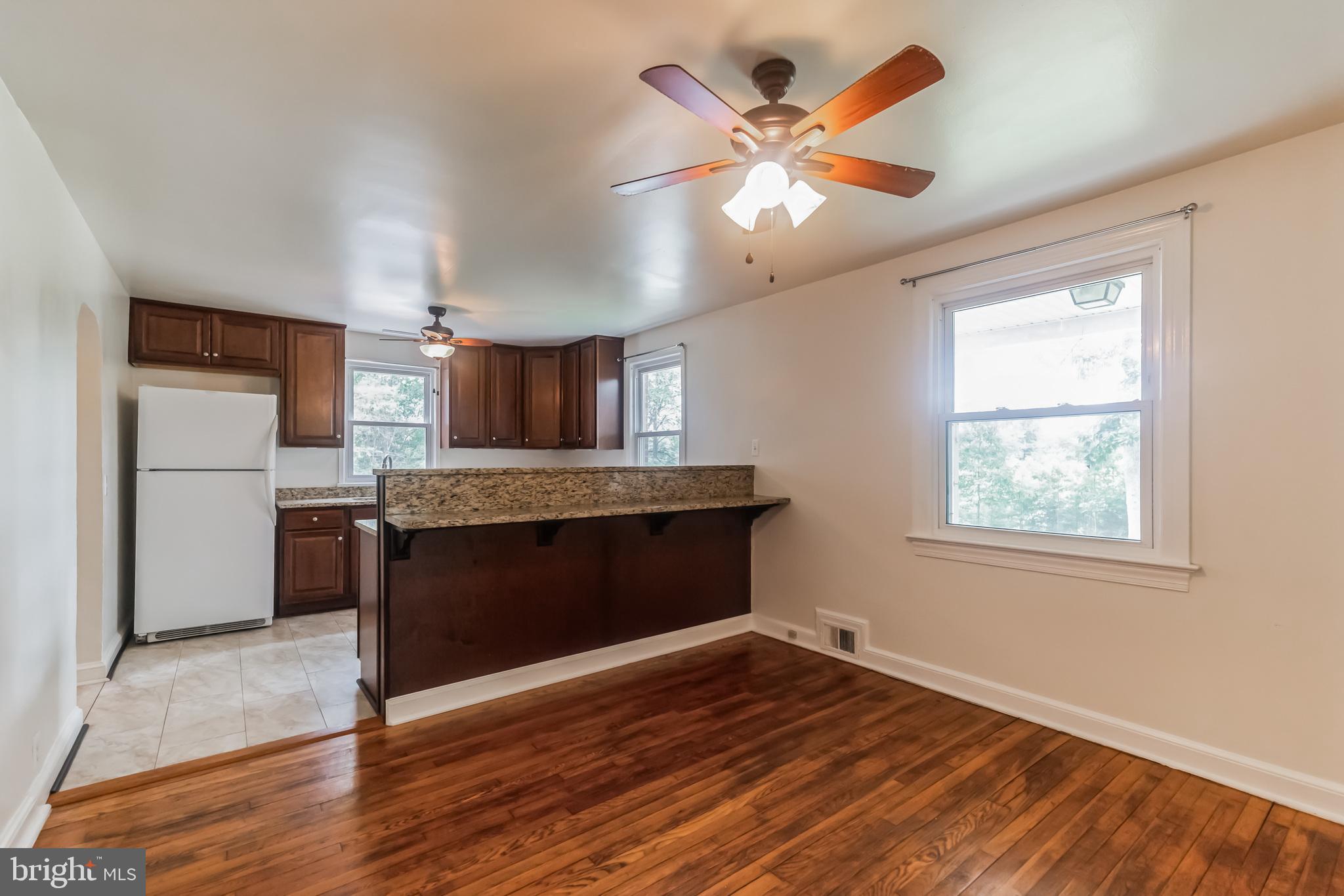 9330 Meetze Road Midland, VA 22728 - Photo 4 of 30 Gallery Image 4