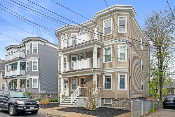 $4,100 | 23 Thelma Road, Unit 3, Boston, MA 02122