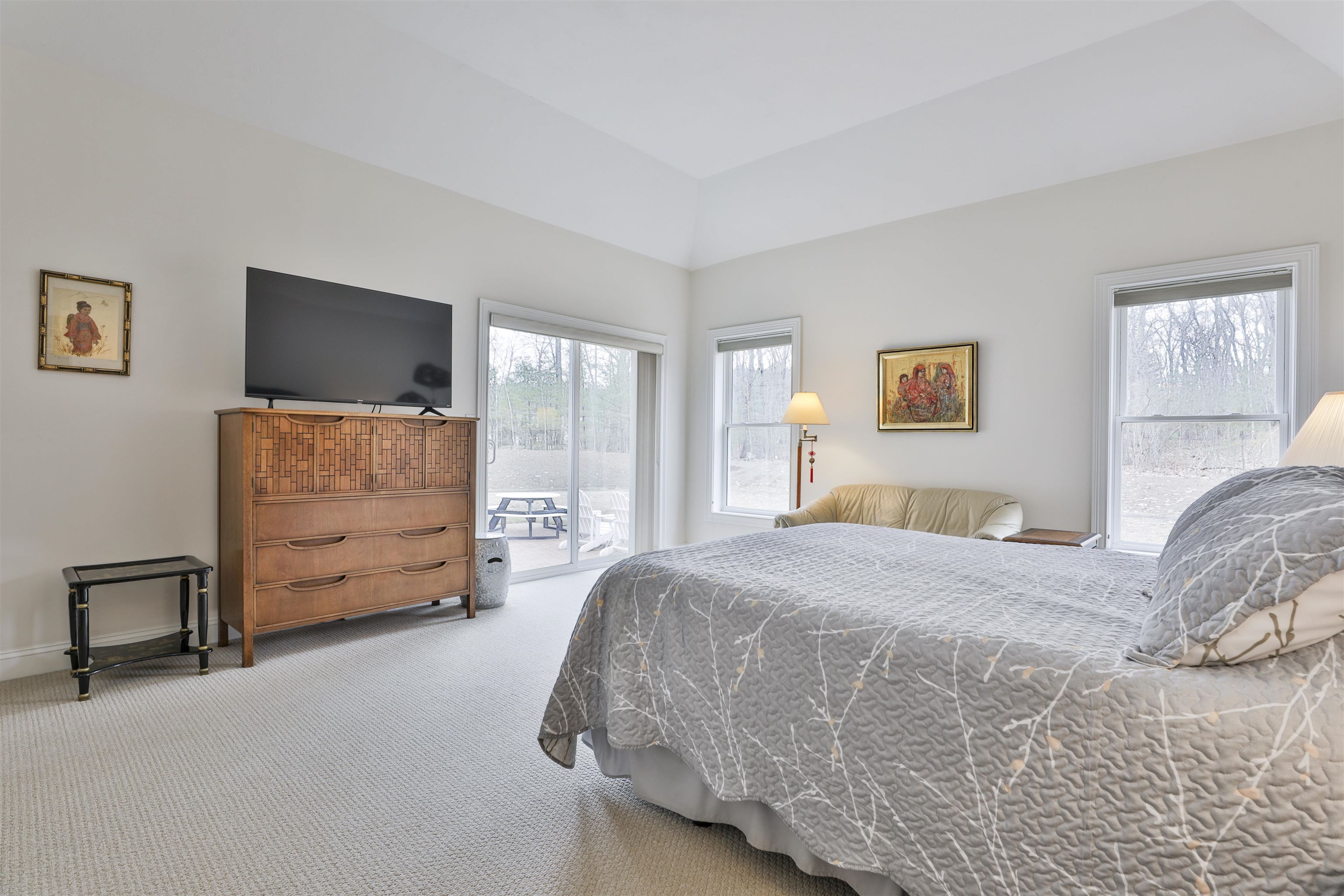 22 Carr Hill Road Windham, NH 03087 - Photo 11 of 38
