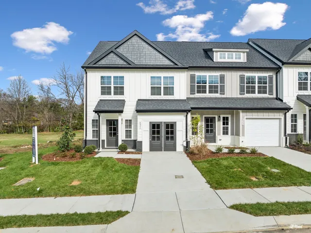 $2,390 | 539 Tulip Springs Road, Hermitage, TN 37076