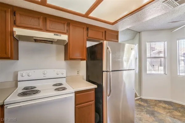 $1,350 | 1333 Pinto Rock Lane, Unit 202, Las Vegas, NV 89128