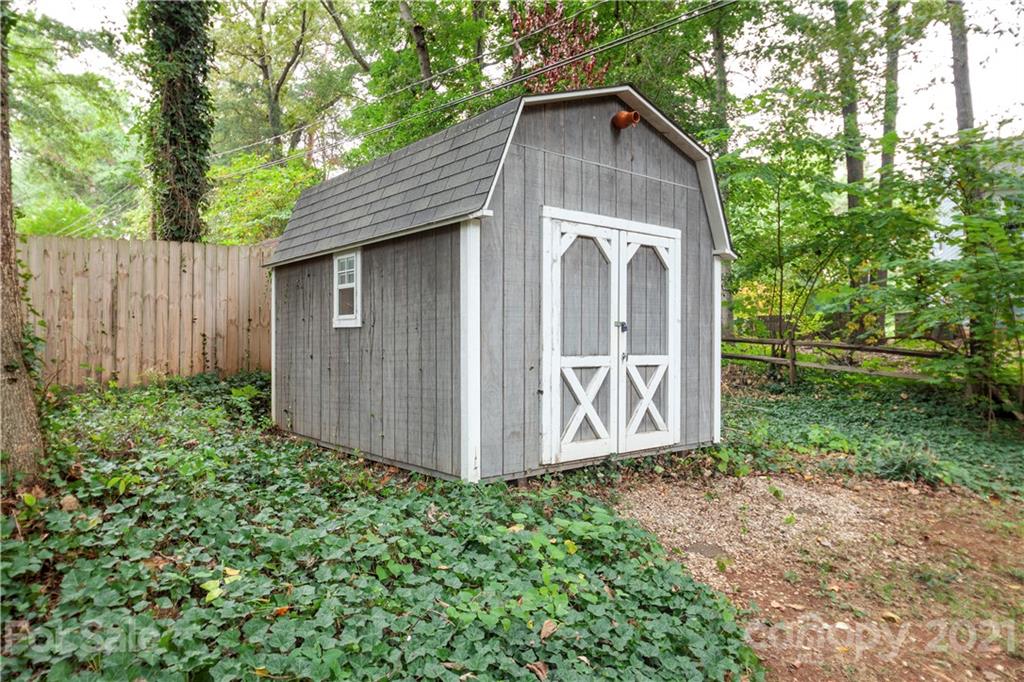 2512 Olde Whitehall Road Charlotte, NC 28273 - Photo 24 of 25 a front view of a house with garden