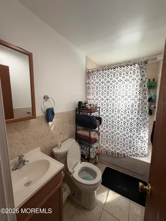 $3,750 | 28 New Monmouth Road, Unit 2, Middletown, NJ 07748