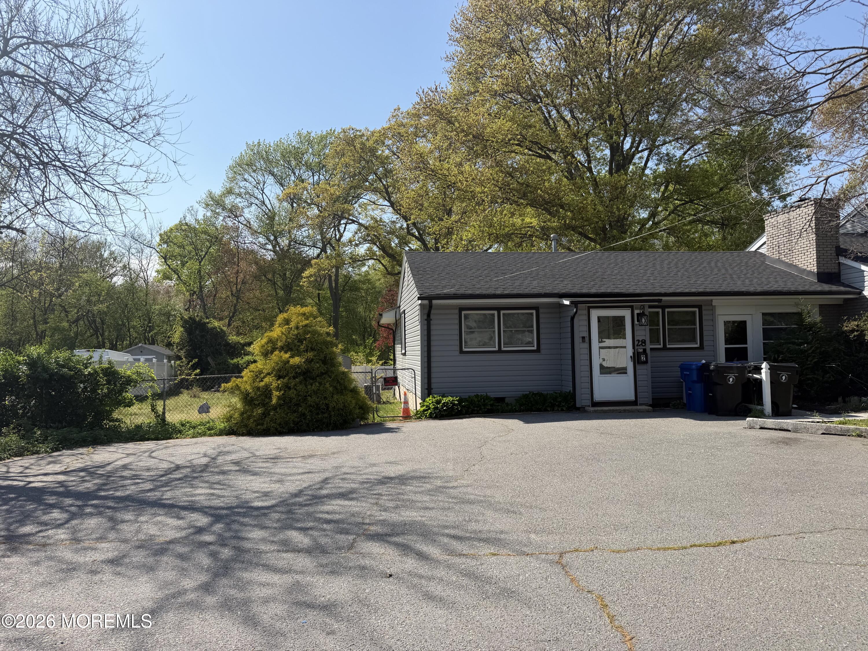 28 New Monmouth Road, Unit 2 Middletown, NJ 07748 - Photo 3 of 18 IMG_2345