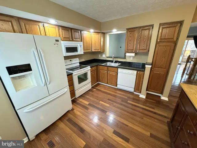 $2,800 | 2108 Commodore Court, Odenton, MD 21113