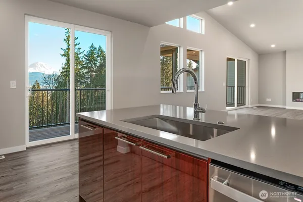 $959,990 | 17727 142nd Avenue East, Unit 18, Puyallup, WA 98374