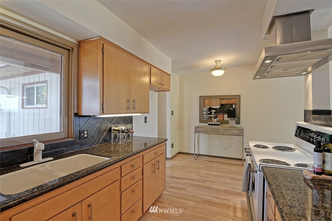 7829 Skipley Road Snohomish, WA 98290 - Photo 3 of 18