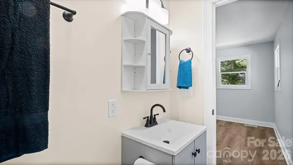 $349,900 | 520 Summerow Road, Stanley, NC 28164