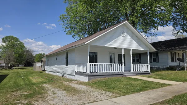 $179,000 | 314 Deller Street, Lawrenceburg, TN 38464