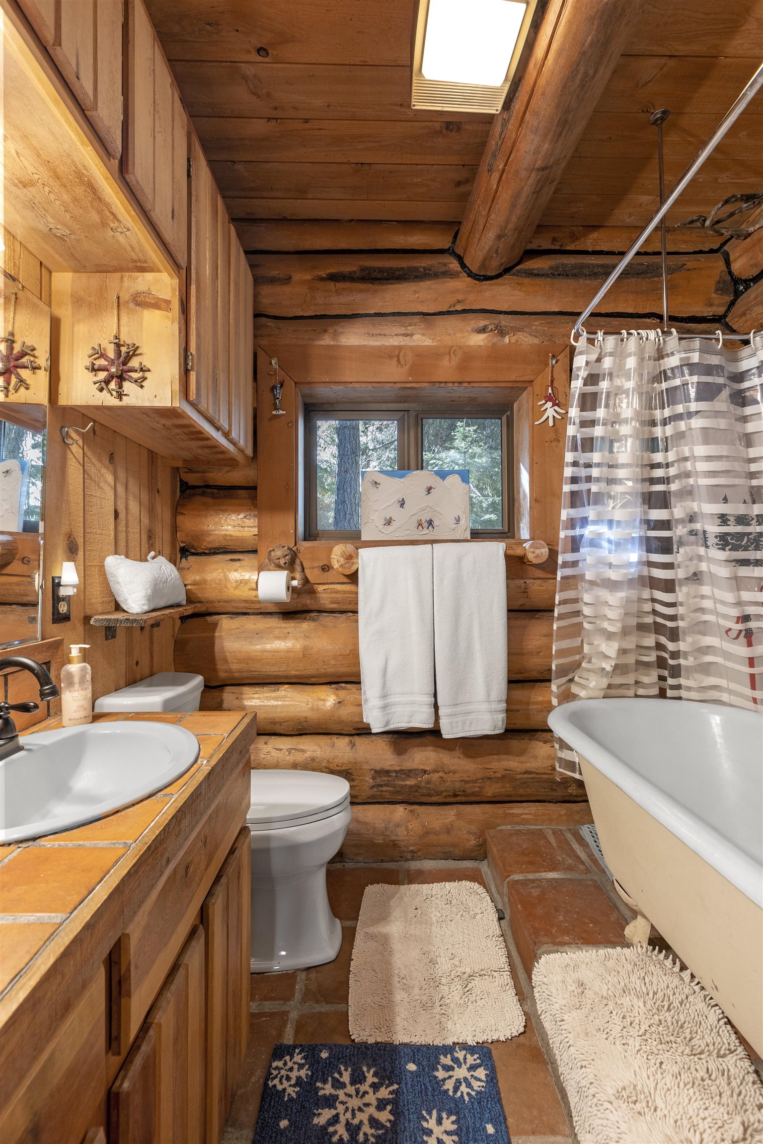700 Minaret Road June Lake, CA 93529 - Photo 23 of 32 Gallery Image 23