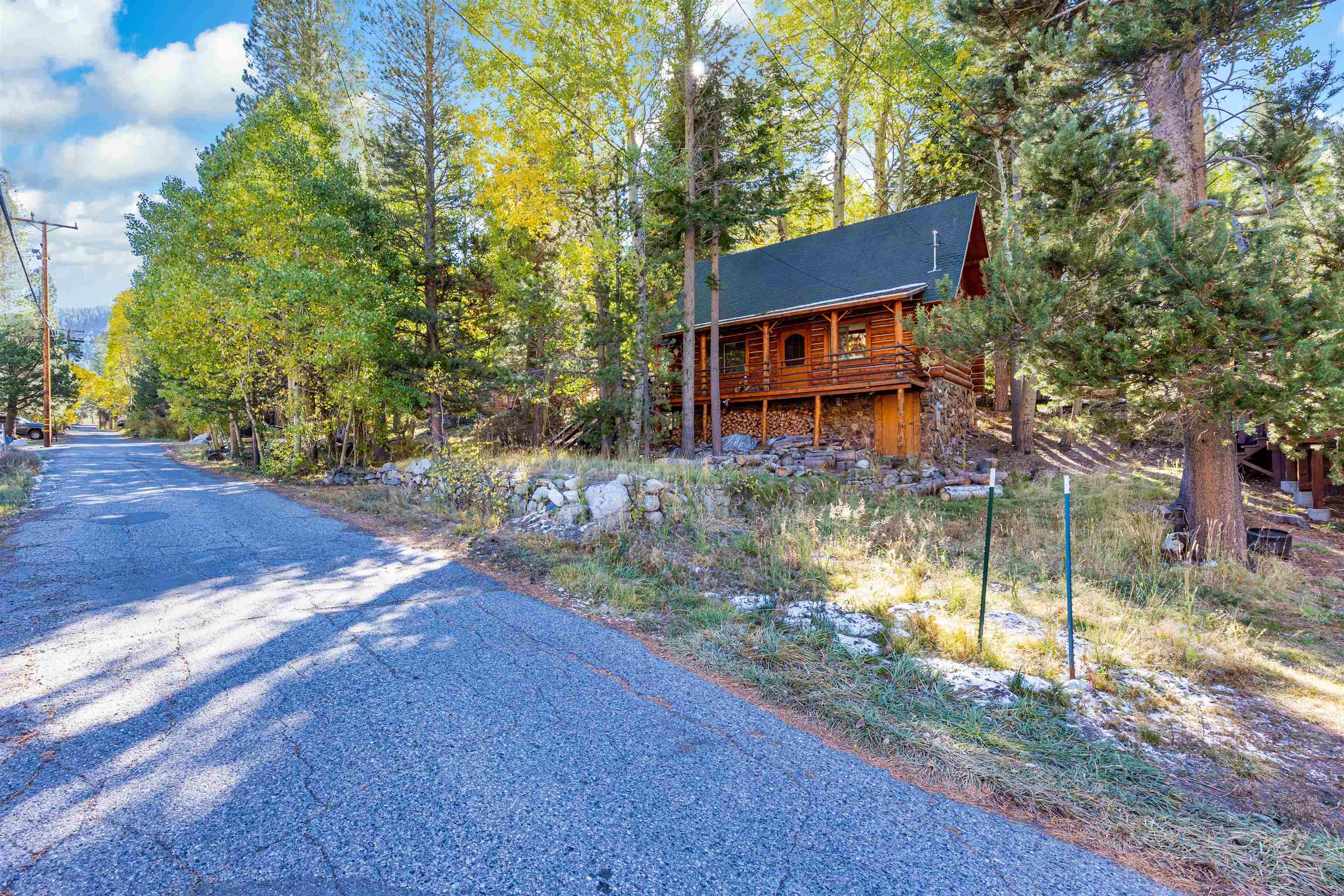 700 Minaret Road June Lake, CA 93529 - Photo 4 of 32 Gallery Image 4