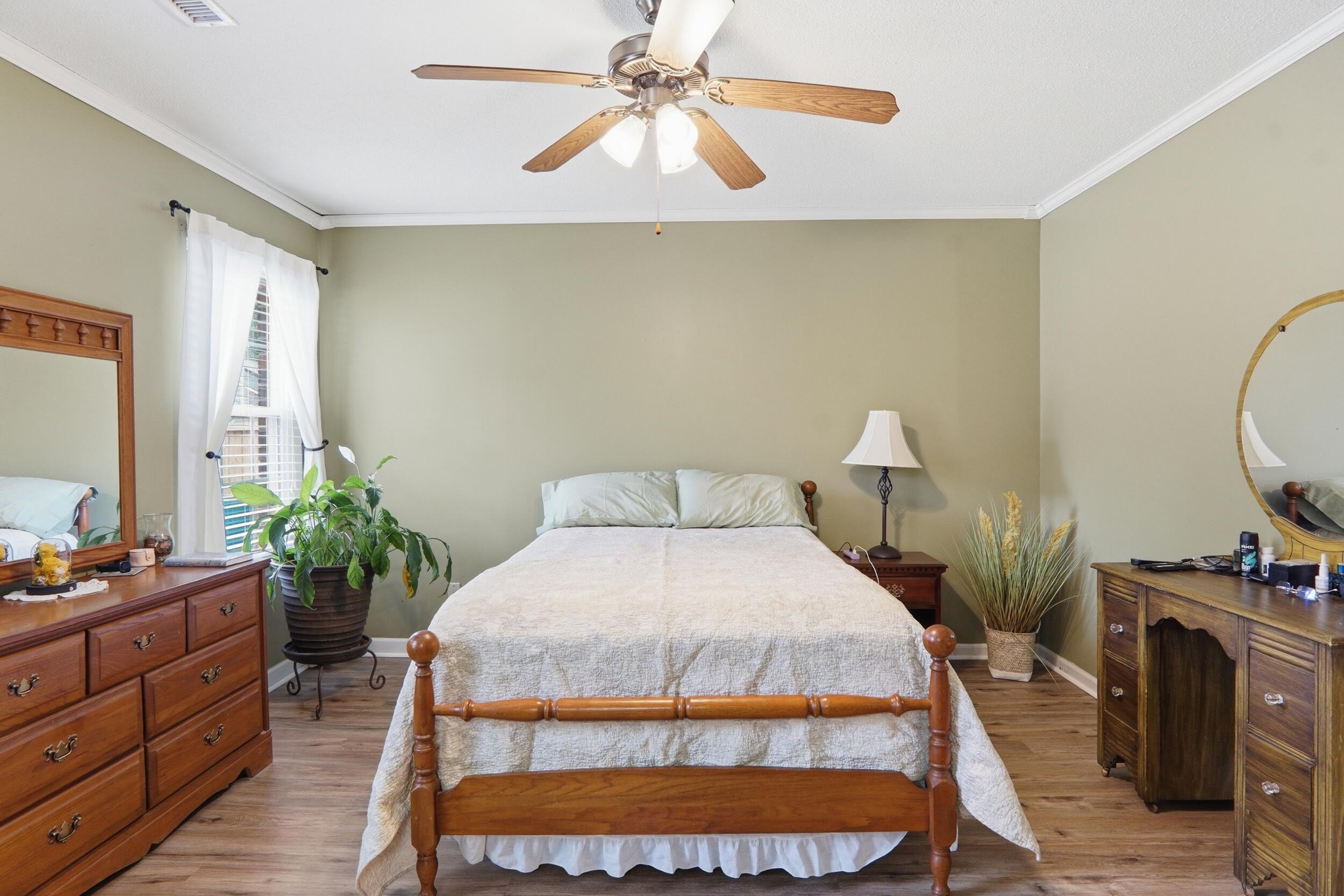 1778 Dogwood Road Charleston, SC 29414 - Photo 20 of 49 Primary bedroom