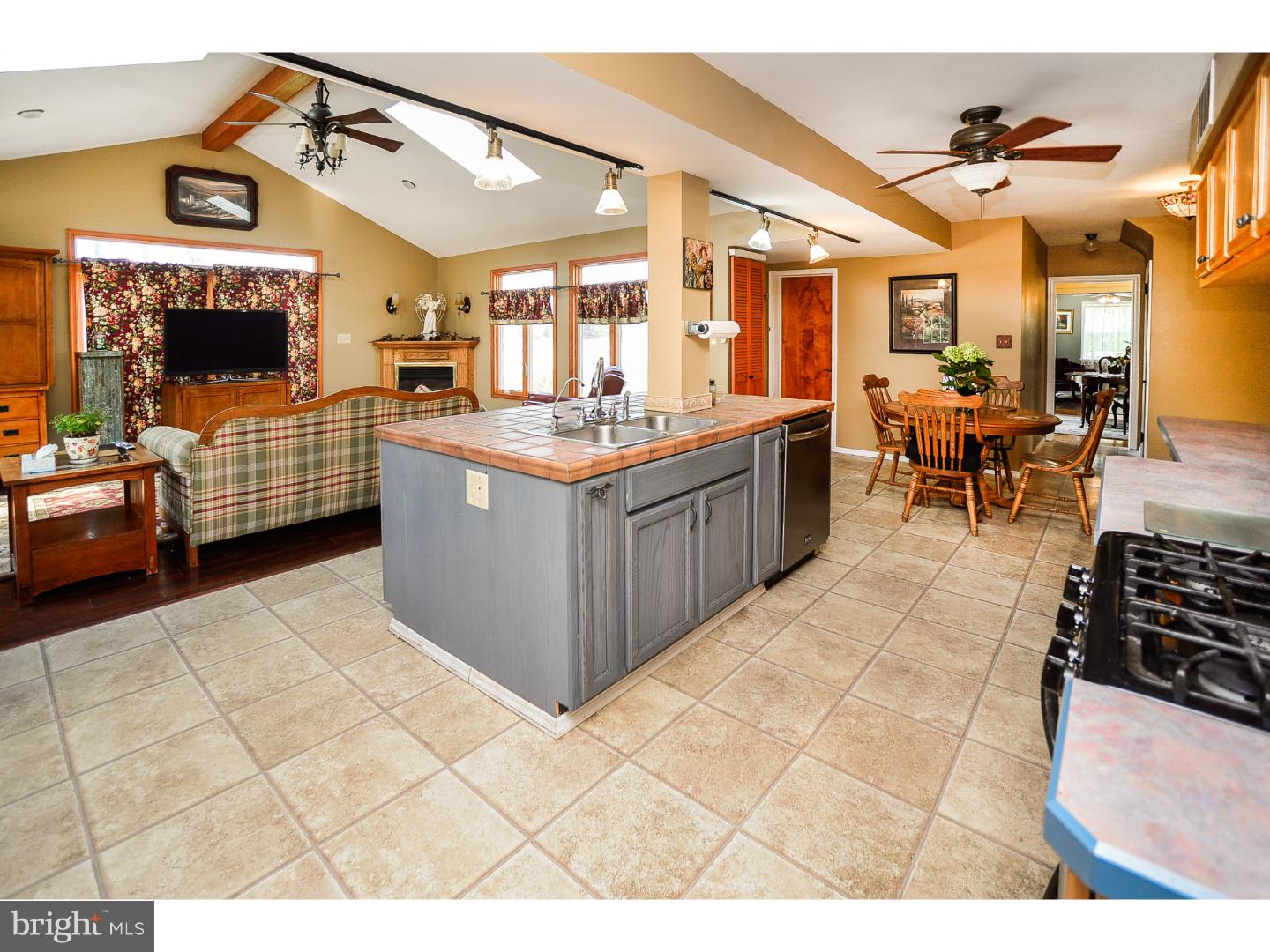 837 Union Road Mickleton, NJ 08056 - Photo 6 of 25 Kitchen