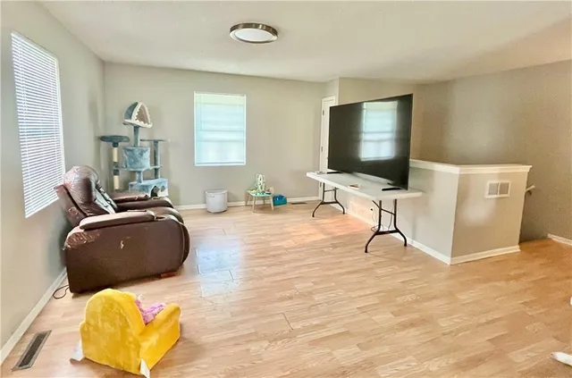 $199,999 | 104-106 Sherman Street, Wathena, KS 66090