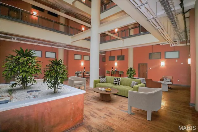 $119,900 | 1520 Washington Avenue, Unit 202, St. Louis, MO 63103