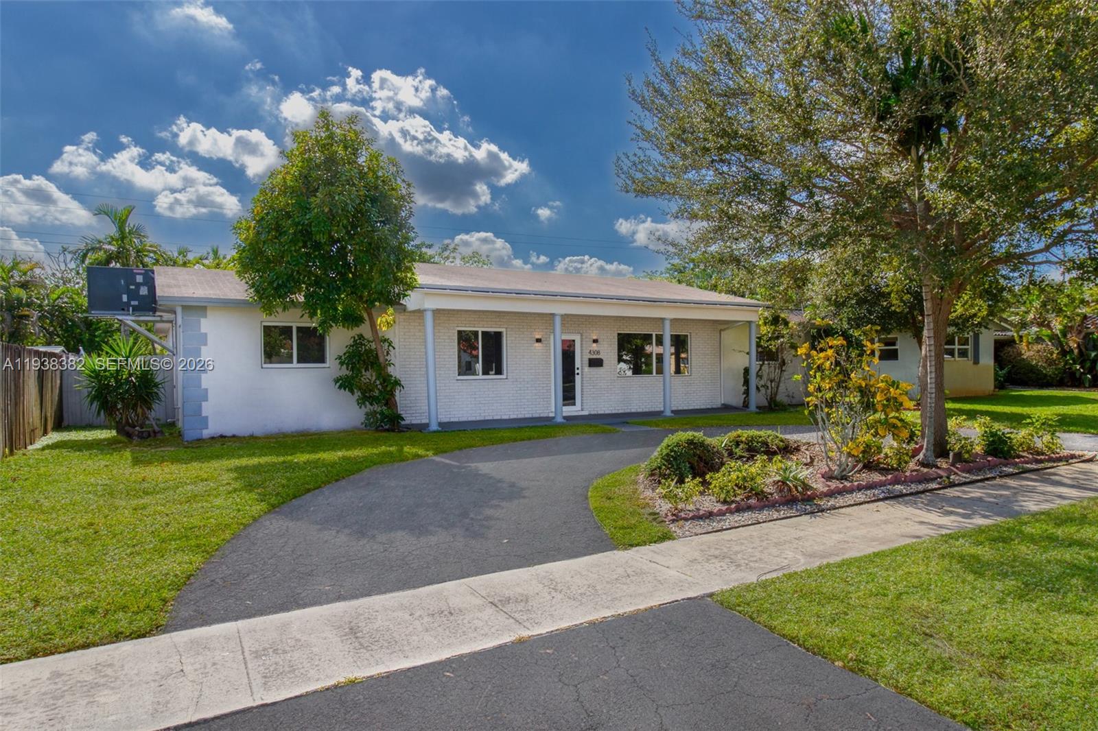 4308 Adams Street Hollywood, FL 33021 - Photo 4 of 56