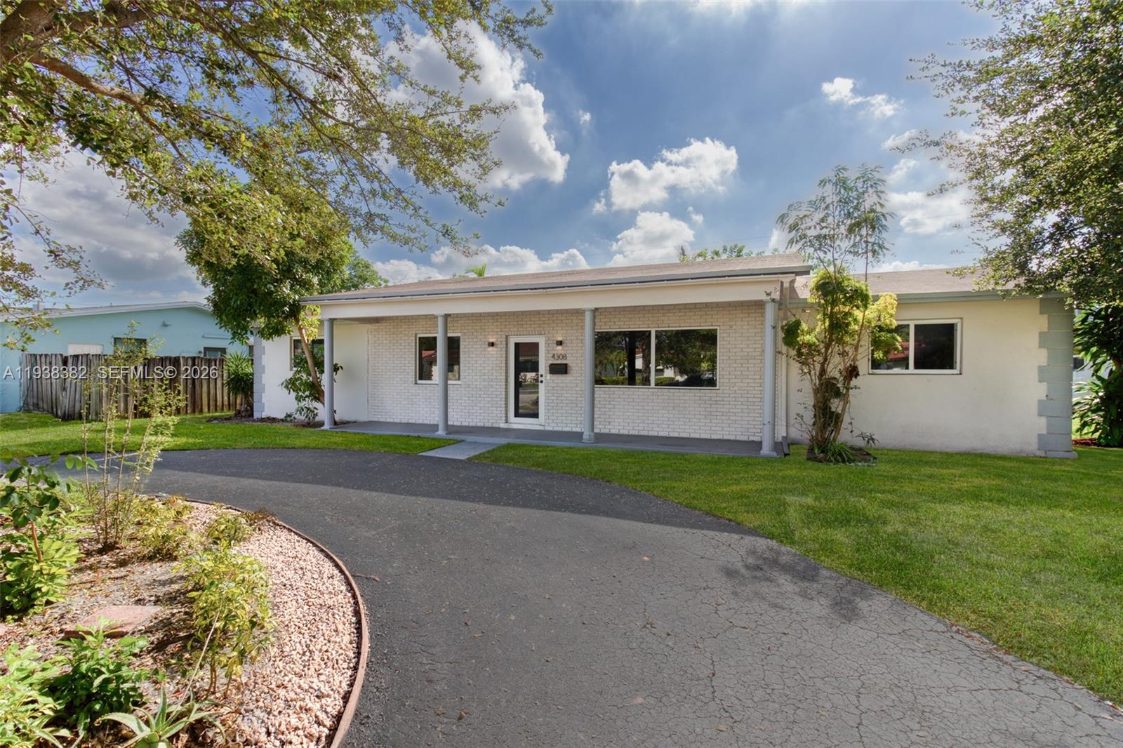 4308 Adams Street Hollywood, FL 33021 - Photo 4 of 49