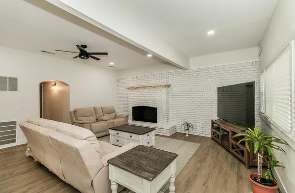 $587,000 | 5221 South Reed Avenue, Reedley, CA 93654