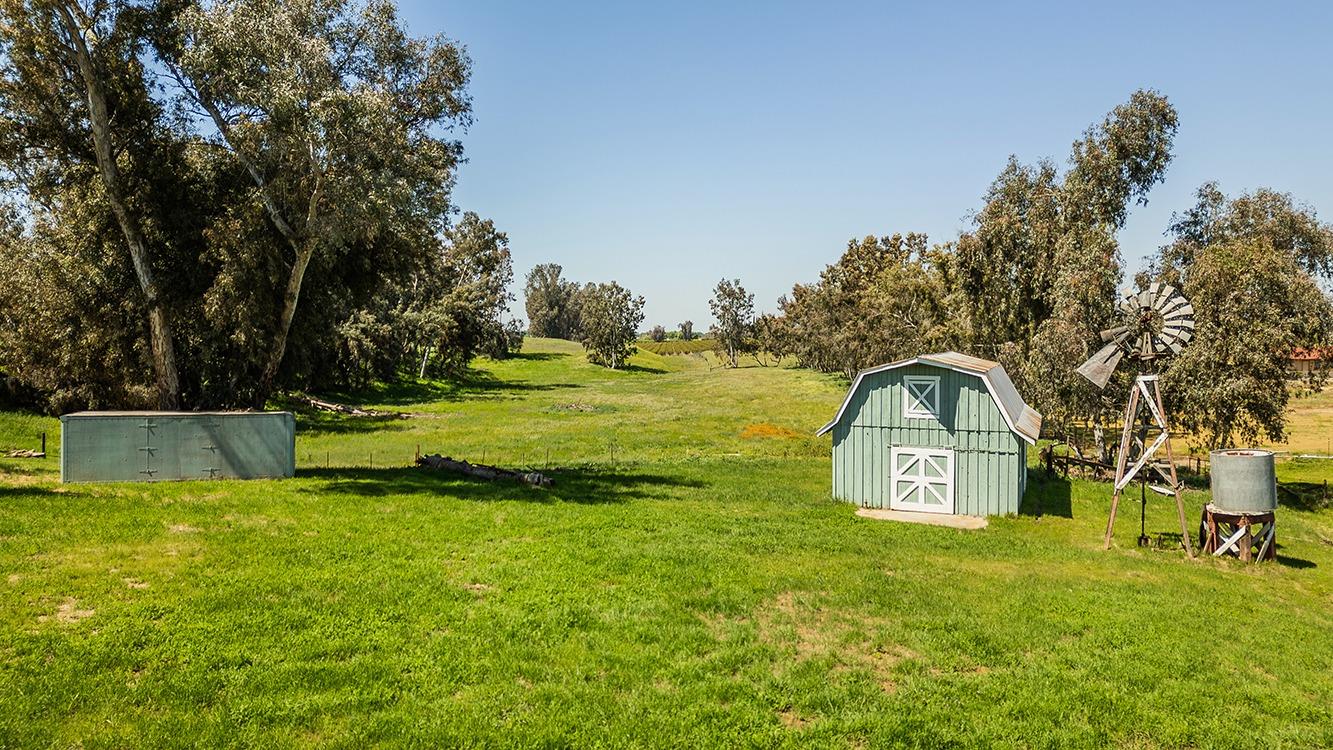 5221 South Reed Avenue Reedley, CA 93654 - Photo 26 of 43
