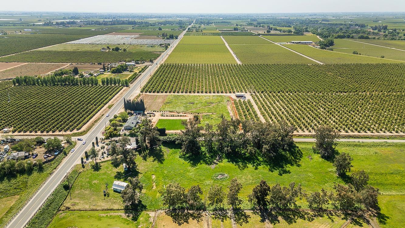 5221 South Reed Avenue Reedley, CA 93654 - Photo 40 of 43