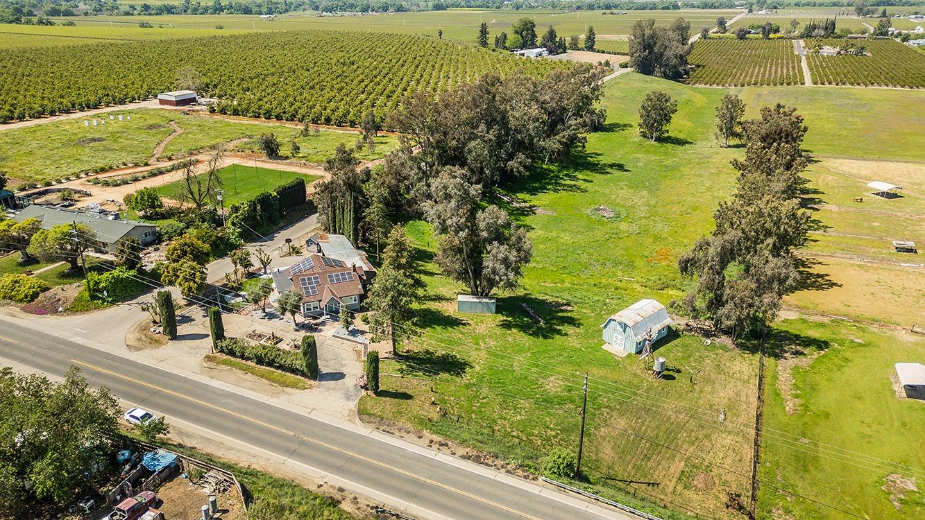 5221 South Reed Avenue Reedley, CA 93654 - Photo 41 of 43