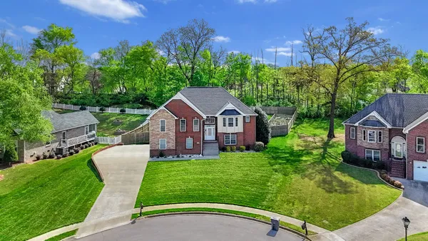 $549,999 | 2235 Jasmine Drive, Clarksville, TN 37043