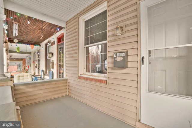 a view of a entryway of the house