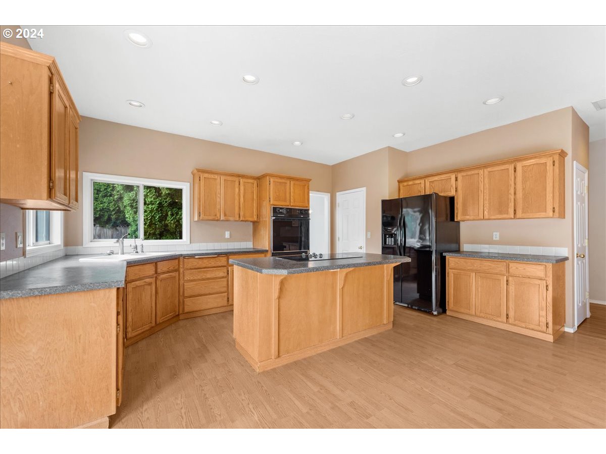 2925 Hunter Way West Linn, OR 97068 - Photo 19 of 46