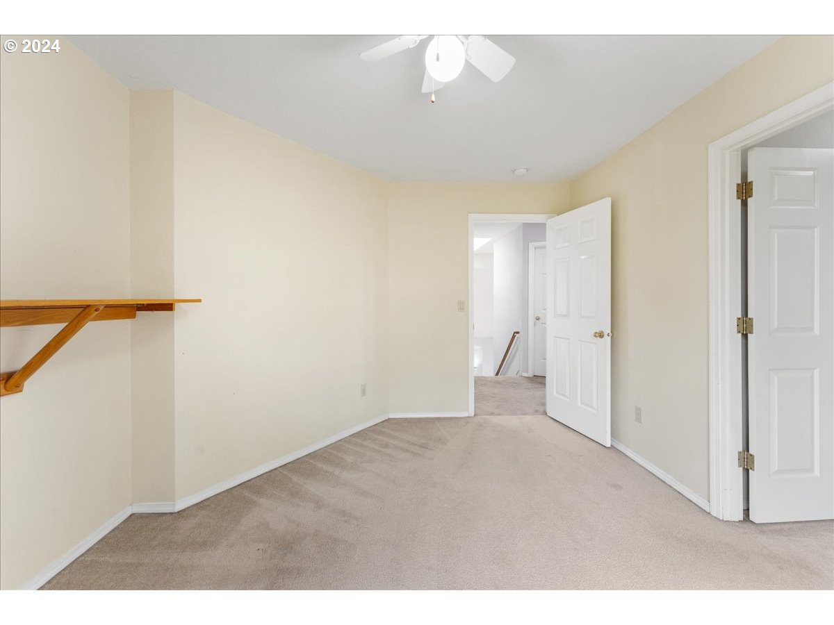 2925 Hunter Way West Linn, OR 97068 - Photo 39 of 46