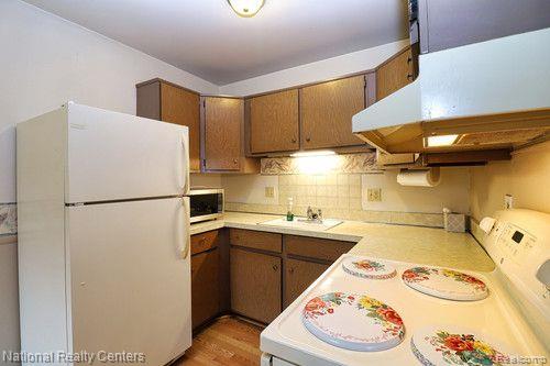 8401 18 18 Mile Road, Unit 255 Sterling Heights, MI 48313 - Photo 8 of 24