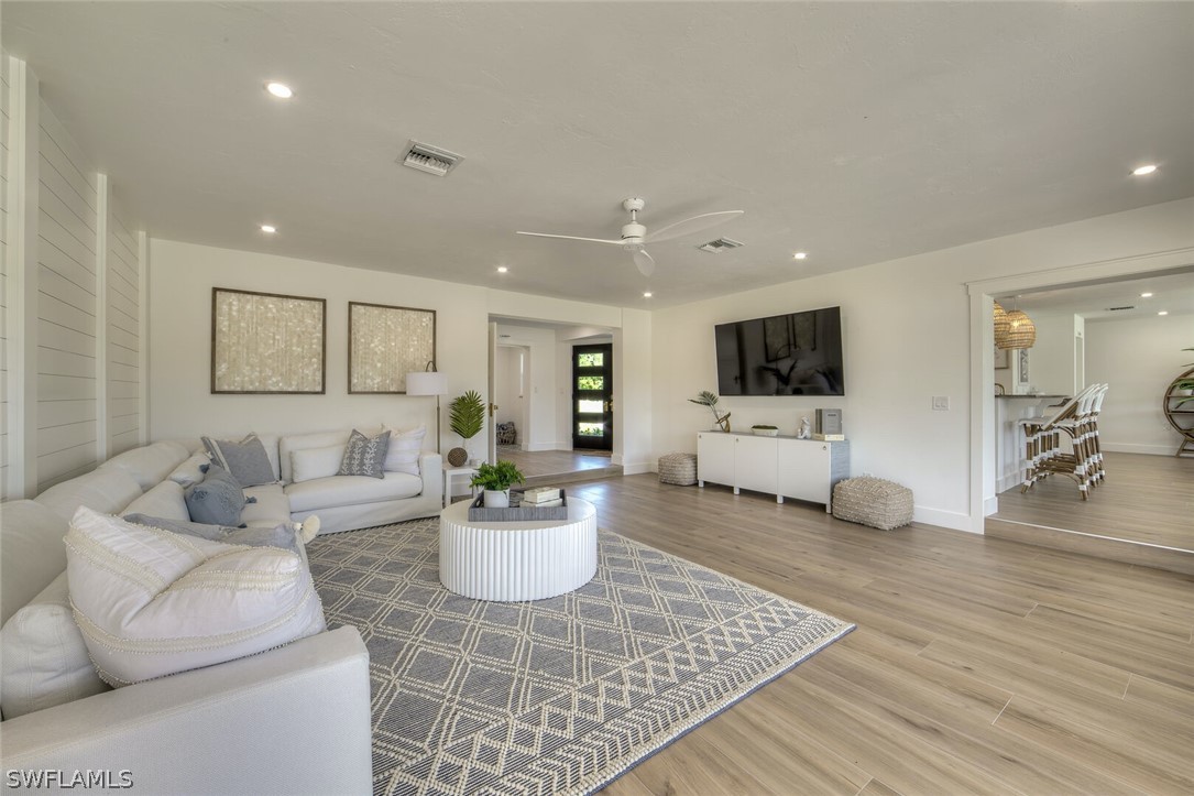 8095 Lagoon Road Fort Myers Beach, FL 33931 - Photo 8 of 35 Gallery Image 8