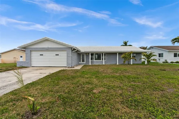 $5,900 | 710 116th Avenue, Treasure Island, FL 33706