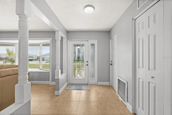 $5,900 | 710 116th Avenue, Treasure Island, FL 33706