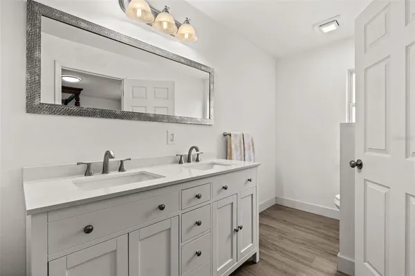 $5,900 | 710 116th Avenue, Treasure Island, FL 33706