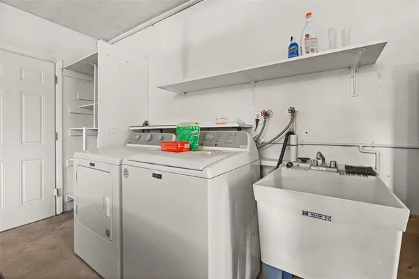 $5,900 | 710 116th Avenue, Treasure Island, FL 33706