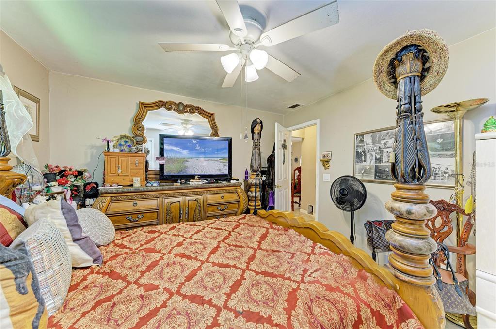 620 Burke Road Venice, FL 34293 - Photo 13 of 27