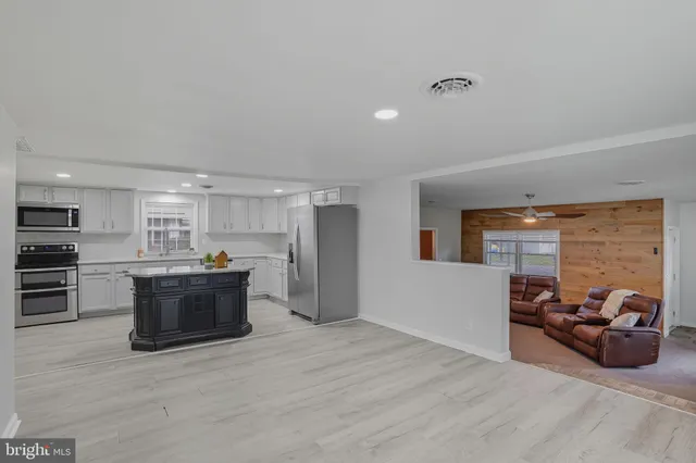 $294,900 | 37 Rehak Drive, Hartly, DE 19953