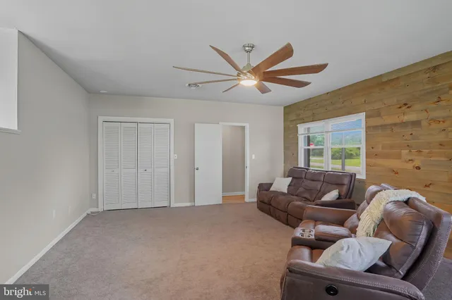 $294,900 | 37 Rehak Drive, Hartly, DE 19953