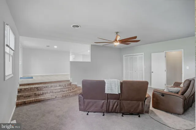 $294,900 | 37 Rehak Drive, Hartly, DE 19953