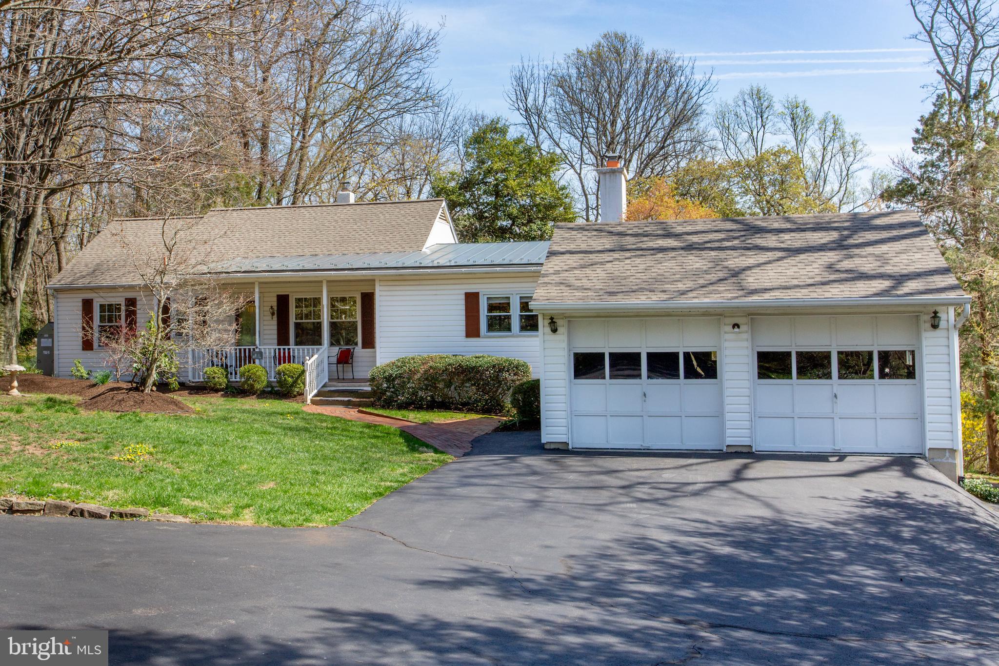 6682 Upper York Road New Hope, PA 18938 - Photo 3 of 56 Front view