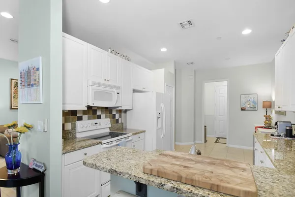 $399,000 | 253 Southwest Otter Run Place, Stuart, FL 34997