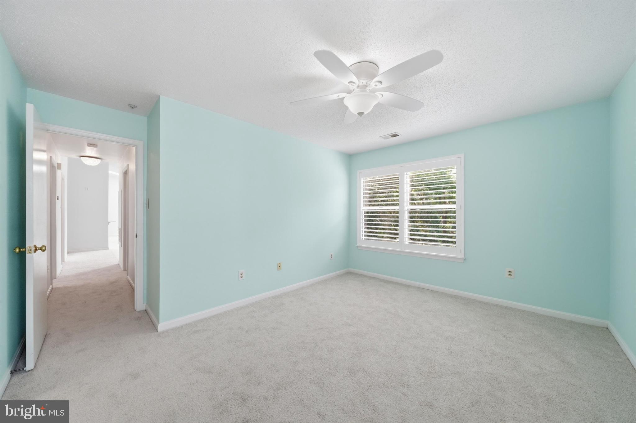 2610 Camelback Lane, Unit 919 Silver Spring, MD 20906 - Photo 29 of 49 Primary Bedroom
