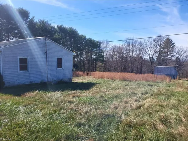 $45,000 | 3325 Sylvatus Highway, Hillsville, VA 24343